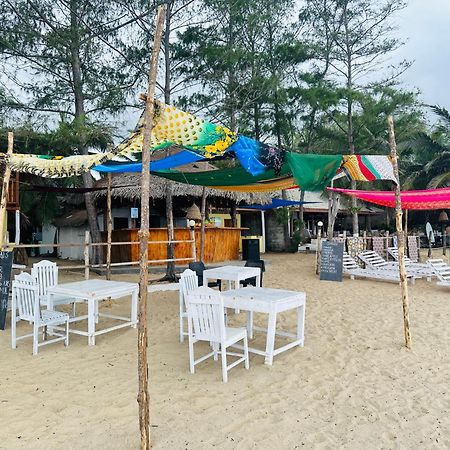 Beach Wave Hotel آروغام المظهر الخارجي الصورة