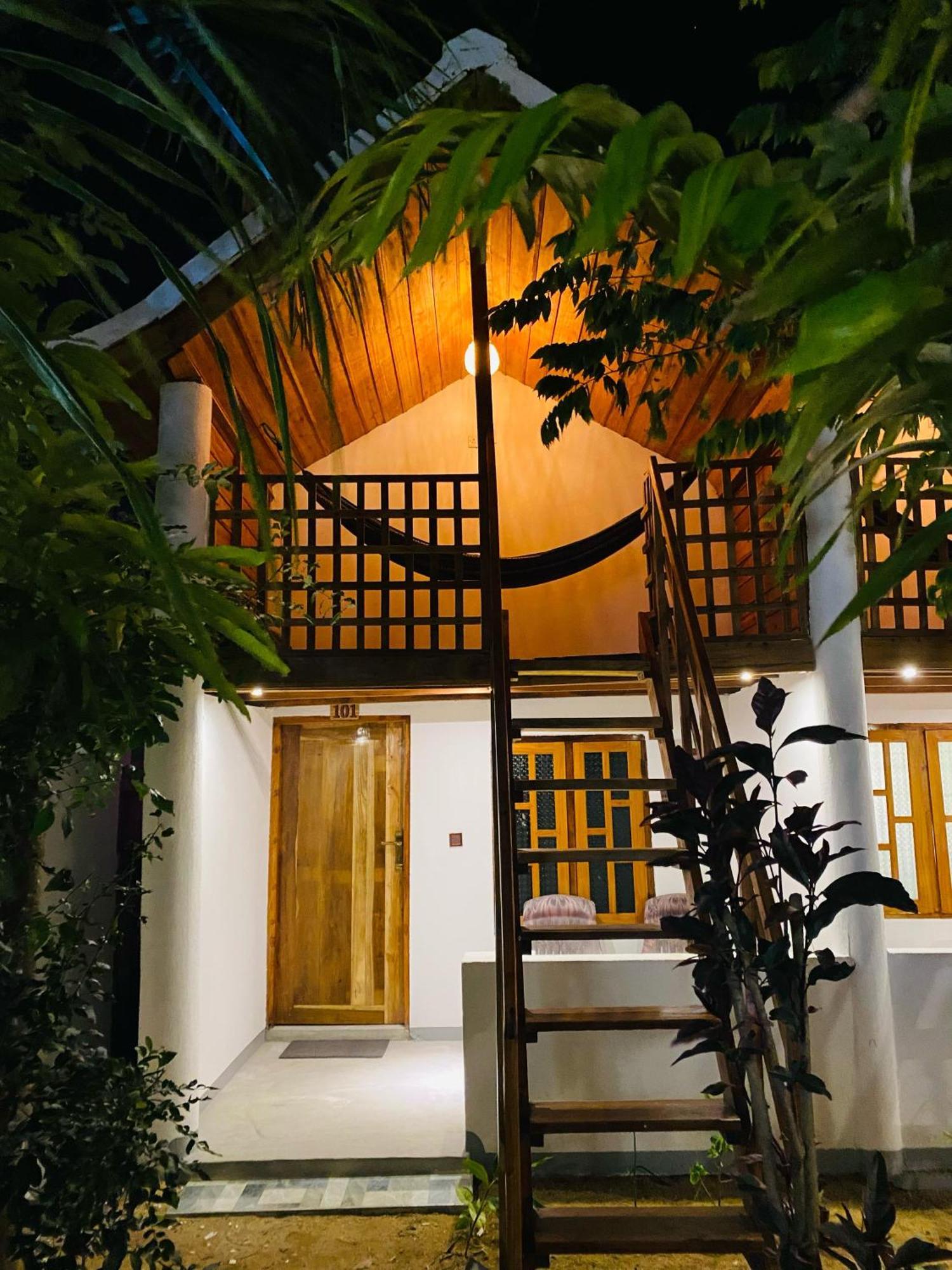 Beach Wave Hotel آروغام المظهر الخارجي الصورة