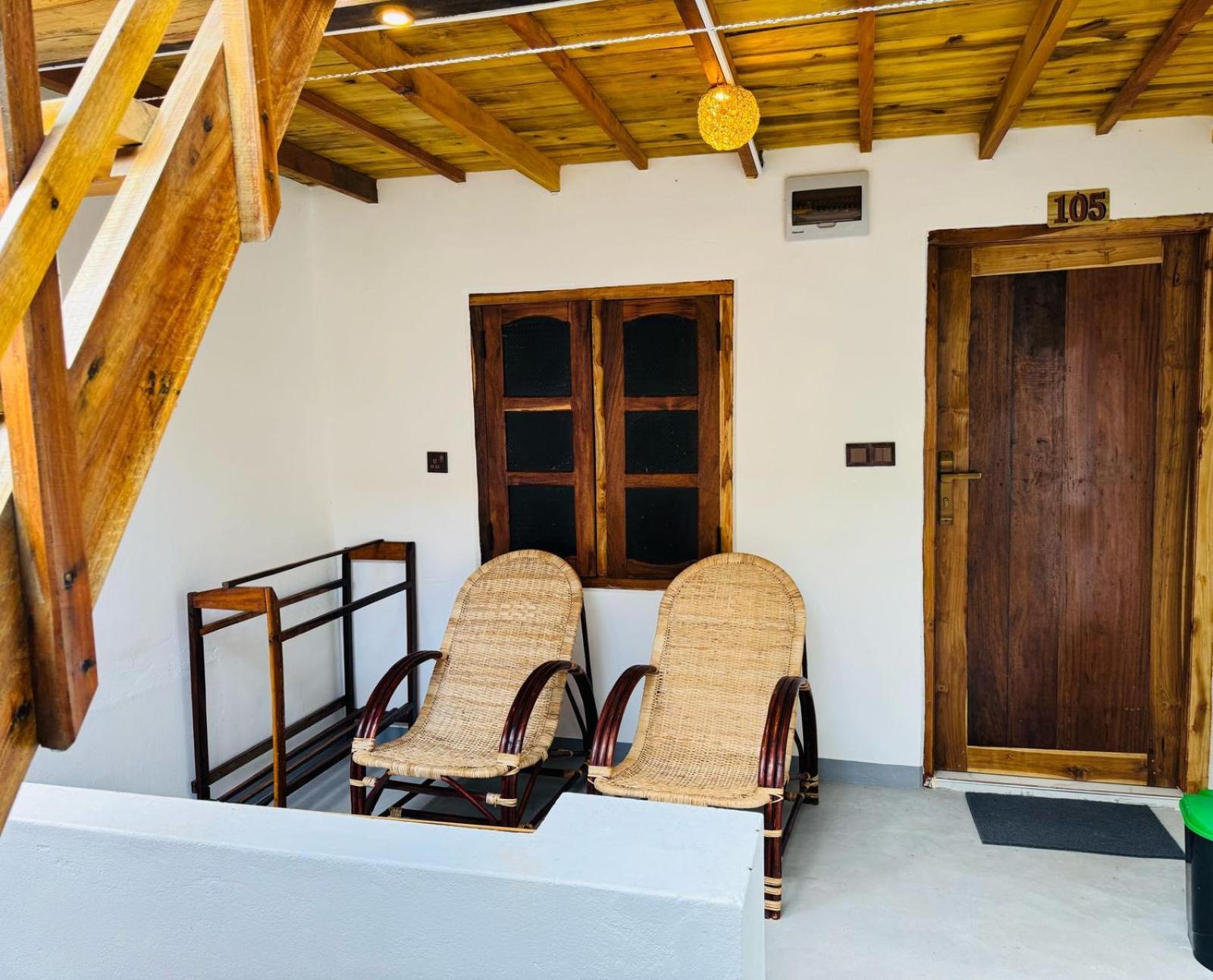 Beach Wave Hotel آروغام المظهر الخارجي الصورة