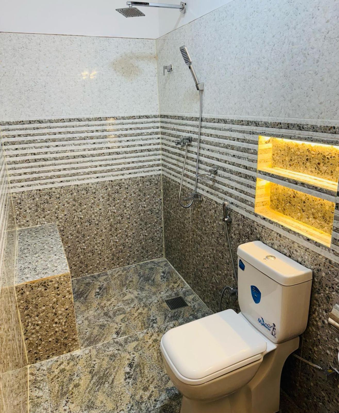 Beach Wave Hotel آروغام المظهر الخارجي الصورة